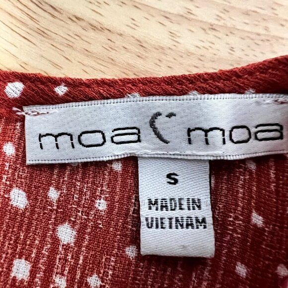 Moa Moa Women’s Sleeveless Ruffle Blouse Cinnamon/White Polka Dot Small - Picture 8 of 9